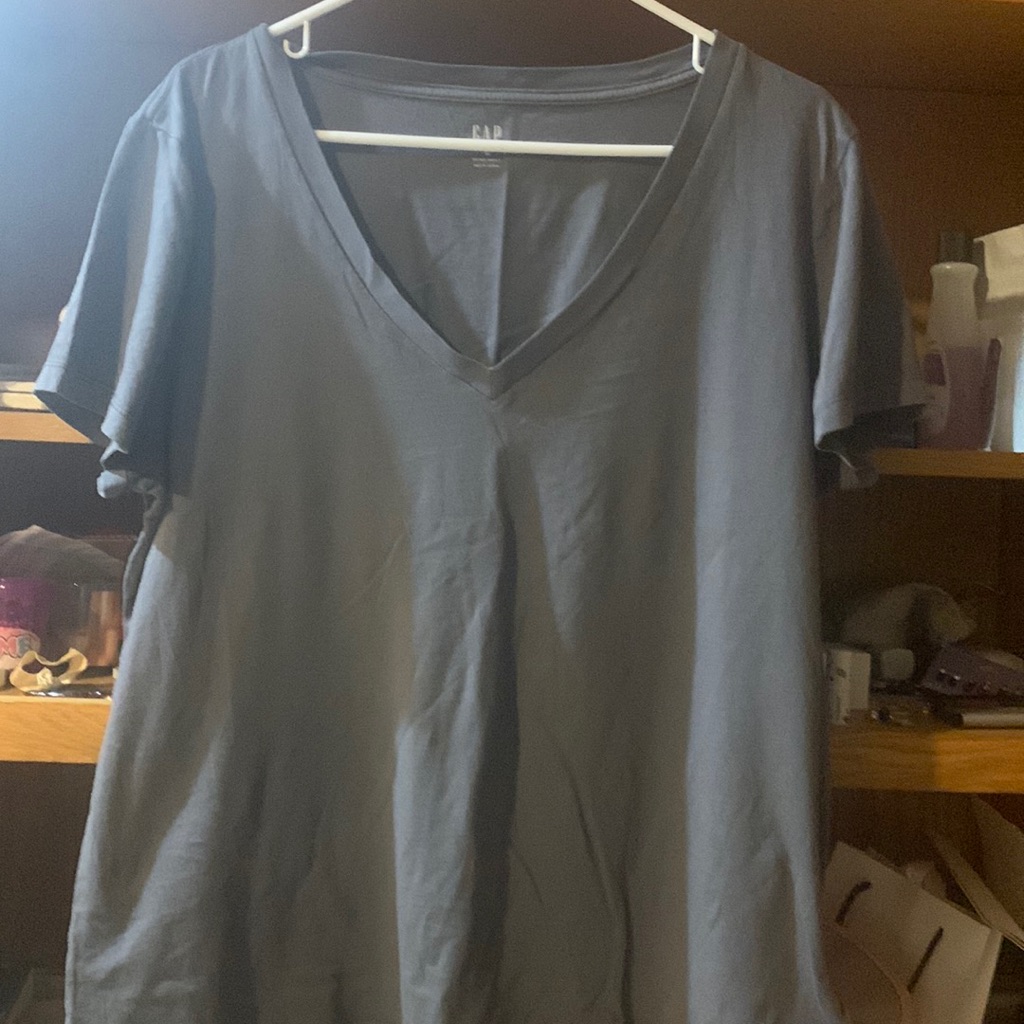 Gap V Neck Basic Tee Grey